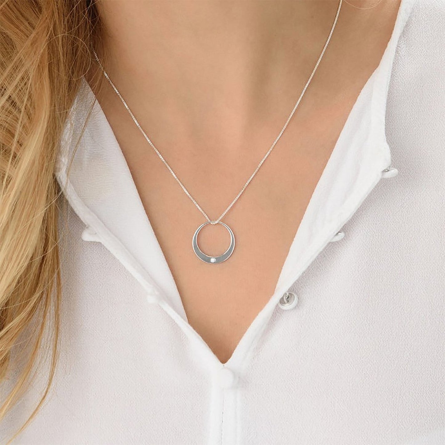 Round Necklace