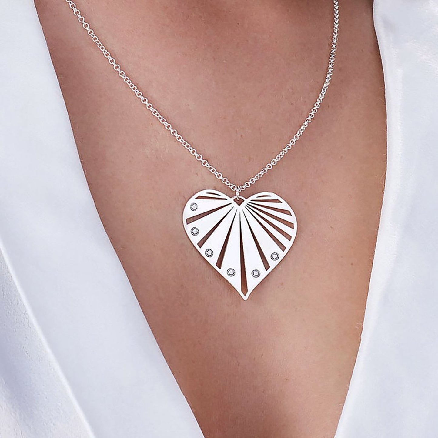 Heart-shaped Necklace