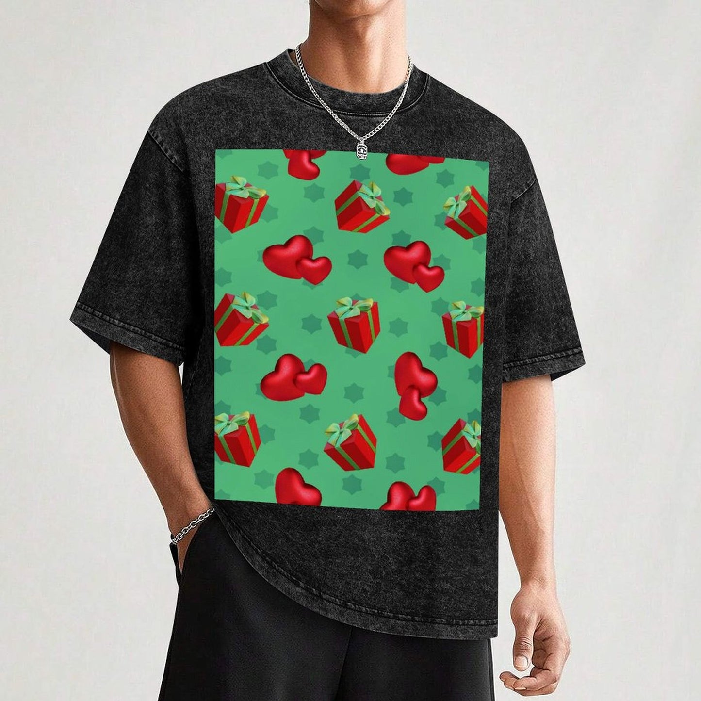 T-shirt Green, Red Gift, Heart Shape, Pattern